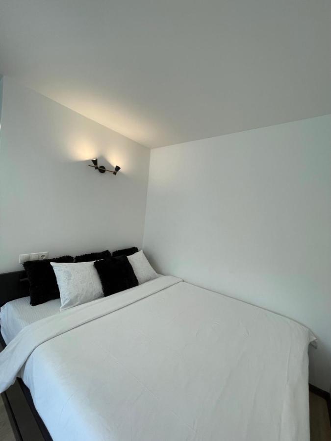 Studio Apartment Valmiera Bagian luar foto